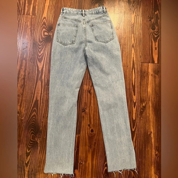 KITTENISH Lacy Distressed Light Wash Denim Jeans Size 25 Side Slit - Picture 3 of 7